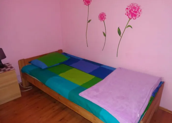 Taurus بيت شباب *